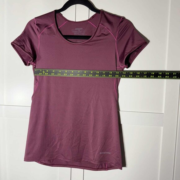 Patagonia Women's Tee T-shirt Active Cool Lightweight Maroon XS - Picture 5 of 8